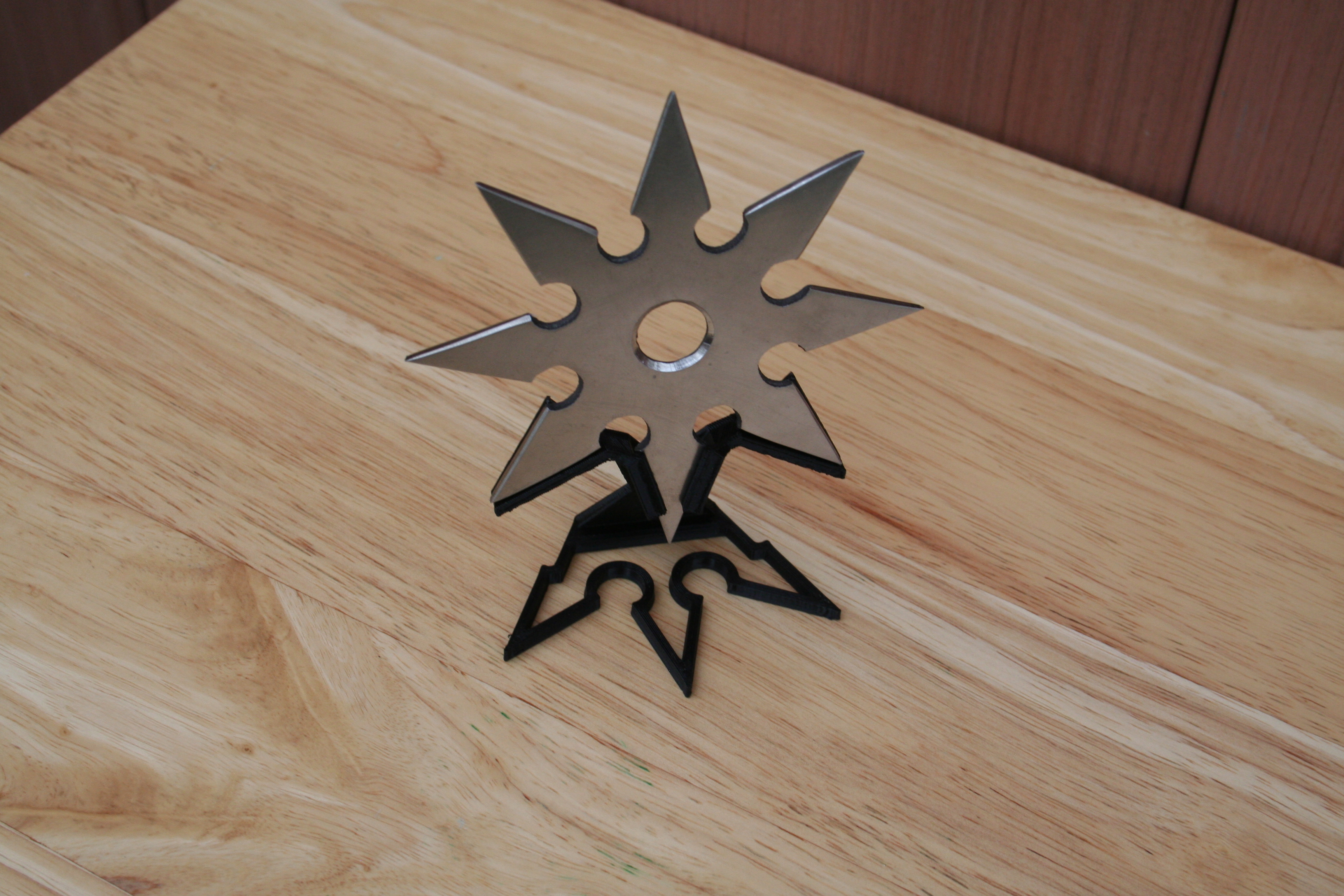 Ninja Star Stand